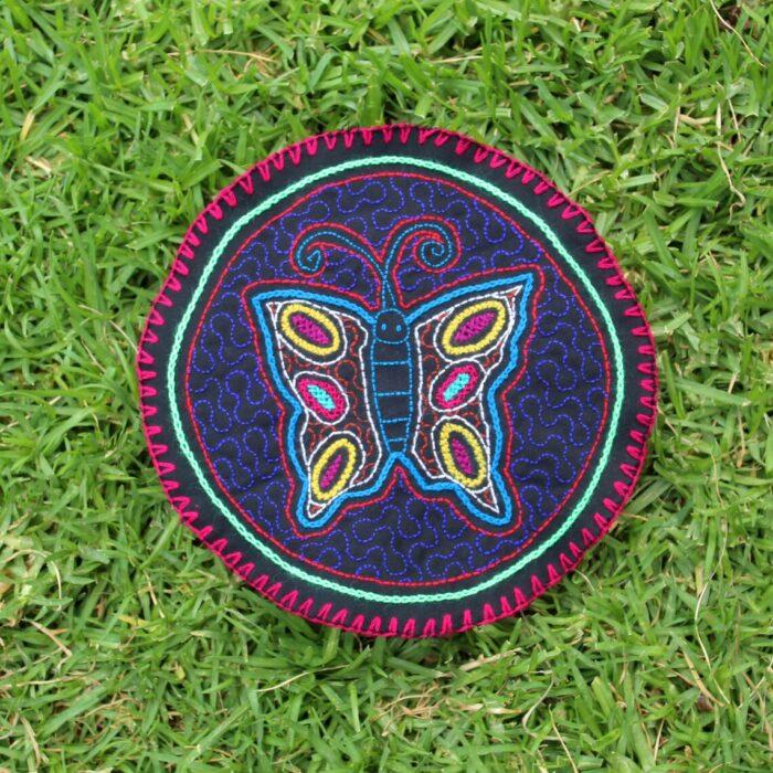 Shipibo Altar Cloth made by Shipibo Female Shaman | 21 cm in diameter | Traditional Shipibo Embroidery | Ayahuasca vision pattern