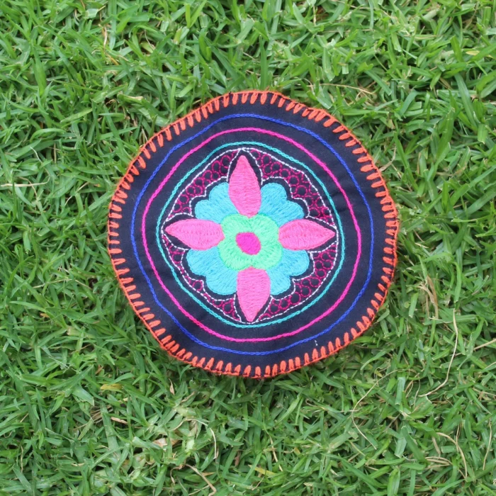 Shipibo Altar Cloth made by Shipibo Female Shaman | 17.5 cm in diameter | Traditional Shipibo Embroidery | Ayahuasca vision pattern