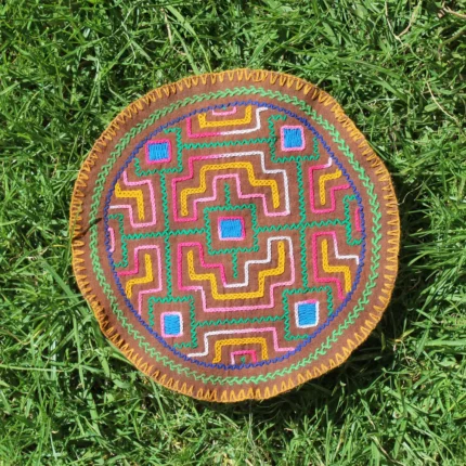 Shipibo Altar Cloth made by Shipibo Female Shaman | 27 cm in diameter | Traditional Shipibo Embroidery | Ayahuasca vision pattern