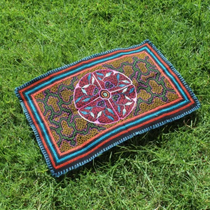 Shipibo Altar Cloth made by Shipibo Female Shaman | 55 cm x 36 cm | Shipibo Embroidery