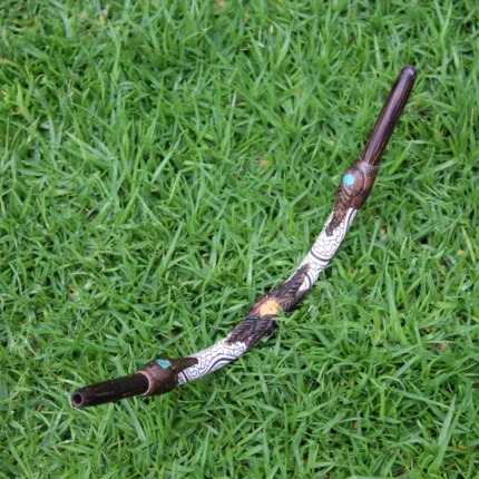 Tepi Applicator made of Chonta Wood | Decorated with Shipibo Pattern, a piece of Aya Vine and Peruvian Turquoise