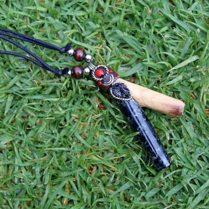 Necklace Stone Kuripe Self Applicator | Made of Palo Santo and Machu Picchu Stone | Decorated with Black Tourmaline