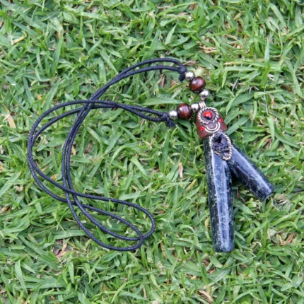 Necklace Kuripe Self Applicator | Made of Machu Picchu Stone | Decorated with Tourmaline