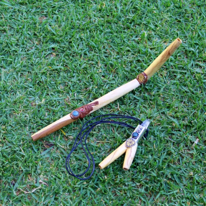 Kuripe Tepi Set | Necklace Kuripe | Made of Palo Santo | Decorated with A piece of Aya Vine, Clear Quartz and Peruvian Turquoise