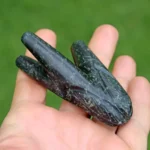 Triple Coca Leaf ( K'intu ) Stone Double Nose Kuripe Self Applicator Pipe Washable Made of Serpentine Stone