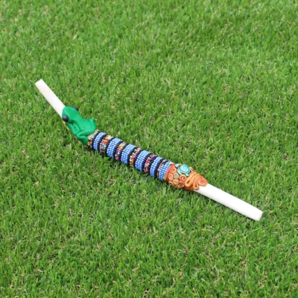 Tepi Applicator made of Bone | Decorated with Shipibo Beads, Peruvian Turquoise and Kambo Frog Figure