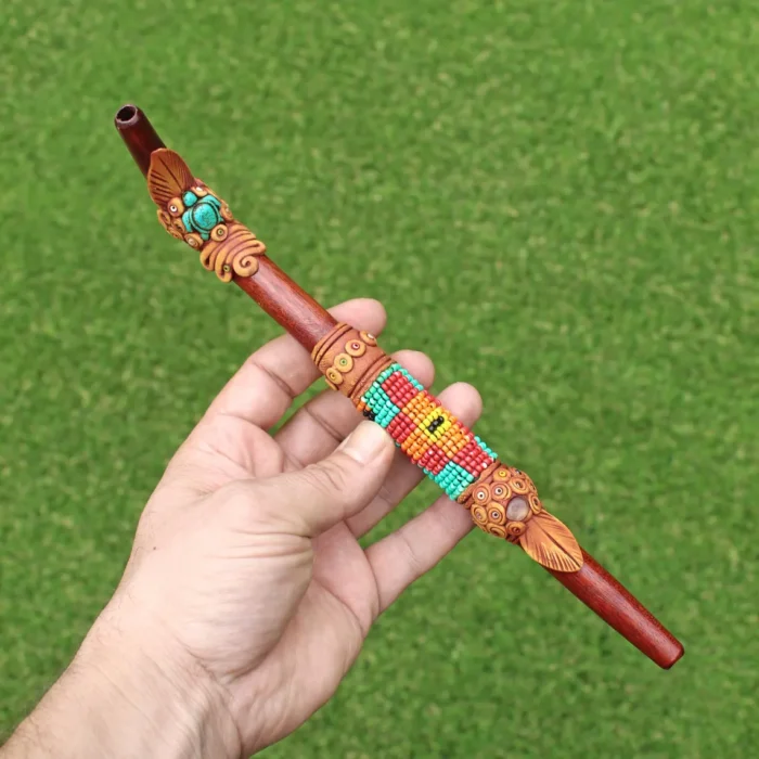 Tepi Applicator made of Palo Sangre | Decorated with Shipibo Beads, Peruvian Turquoise, Clear Quartz and Coca Leaf Figure Figure