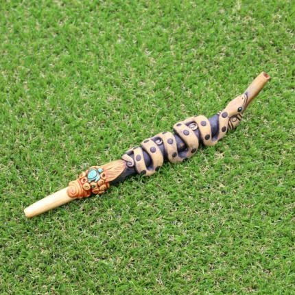 Tepi Applicator made of Palo Santo | Decorated with Healer Snake Figure, Peruvian Turquoise and Coca Leaf Figure