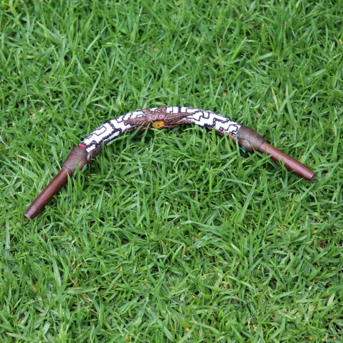 Shipibo Embroidered Tepi Applicator made of Madera Negra | Decorated with Shipibo Embroidery, a piece of Aya Vine and Peruvian Turquoise