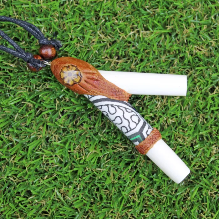Necklace Kuripe Self Applicator made of Bone | Decorated with Amazon Wood, Peruvian Turquoise and Shipibo Fabric