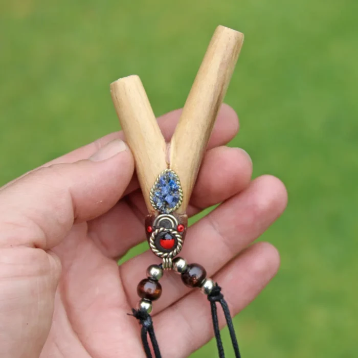 Necklace Kuripe Self Applicator | Made of Palo Santo | Decorated with Lapis Lazuli