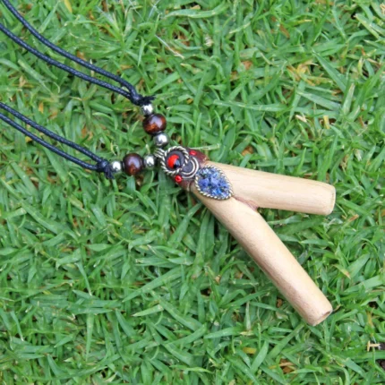 Necklace Kuripe Self Applicator | Made of Palo Santo | Decorated with Lapis Lazuli