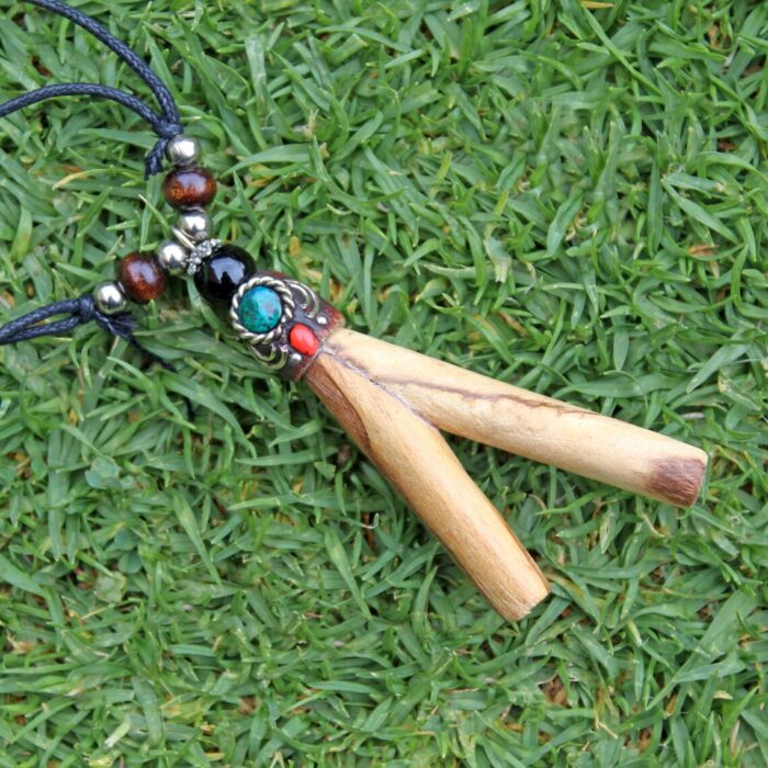 Necklace Kuripe Self Applicator | Made of Palo Santo | Decorated with Obsidian and Peruvian Turquoise