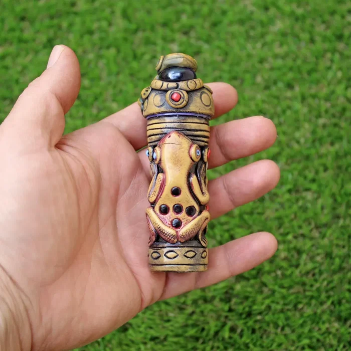 Kambo Figure Frog Hapeh Bottle | Decorated with Lapis Lazuli and Pink Jade