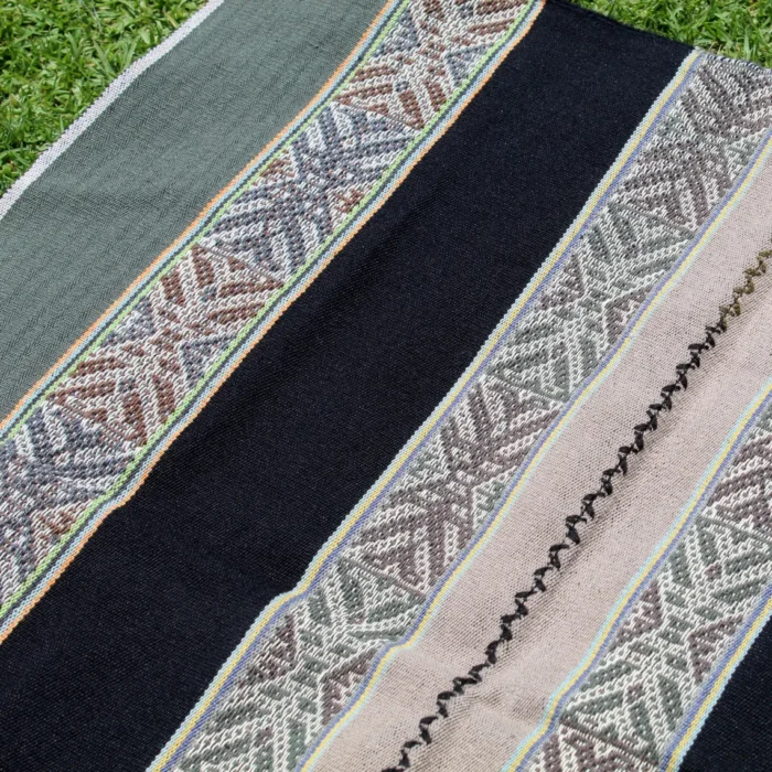 Q'ero Mestana Altar / Ritual Cloth ( Missa Andina ) | Traditional Woven on Q'ero Looms for Plant Medicine Ceremony Handmade 71 cm x 68 cm