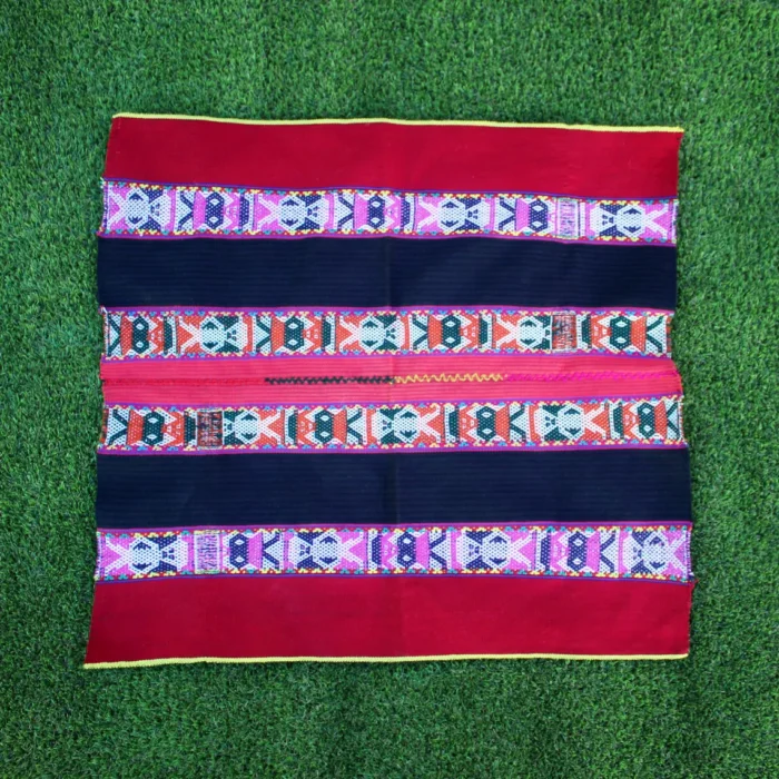 Handmade Woven Q'ero Mestana Altar Cloth: Andean Missa, Plant Medicine Ceremony 70 cm x 65 cm