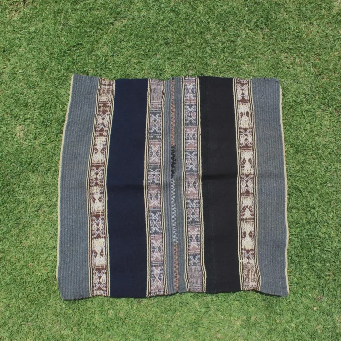 Q'ero Mestana Altar / Ritual Cloth ( Missa Andina ) | Traditional Woven on Q'ero Looms for Plant Medicine Ceremony Handmade 66 cm x 62 cm