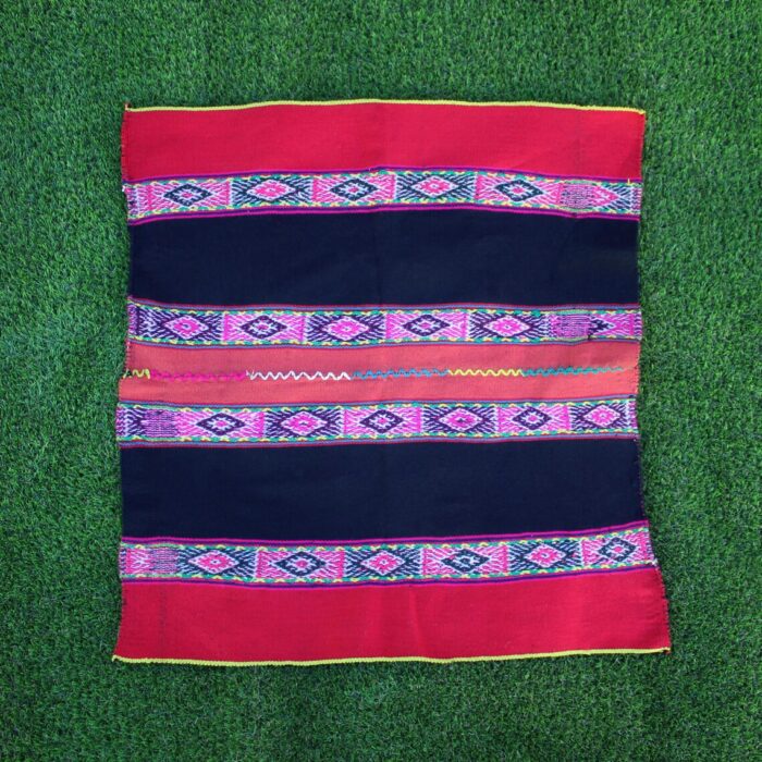 Q'ero Mestana Altar / Ritual Cloth ( Missa Andina ) | Traditional Woven on Q'ero Looms for Plant Medicine Ceremony Handmade 64 cm x 60 cm