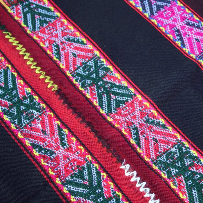 Q'ero Mestana Altar / Ritual Cloth ( Missa Andina ) | Traditional Woven on Q'ero Looms for Plant Medicine Ceremony Handmade 67 cm x 61 cm