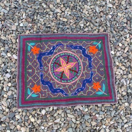 Shipibo Kené Altar Cloth: Traditional Amazonian Embroidery (80 cm x 60 cm)