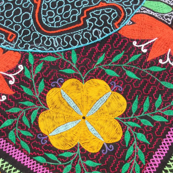 Shipibo Kené Altar Cloth: Traditional Amazonian Embroidery