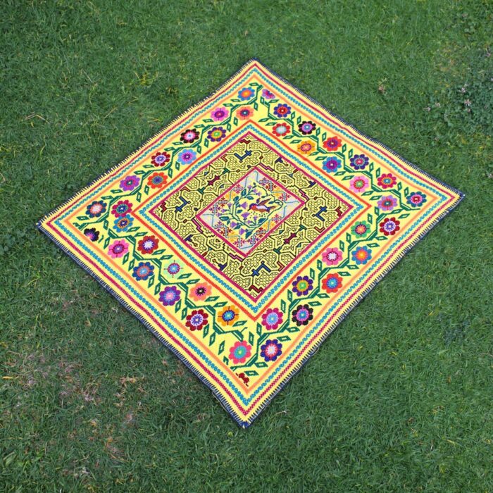 Shipibo Altar Cloth made by Shipibo Female Shaman | 72 cm x 65 cm | Shipibo Embroidery | Ayahuasca vision pattern