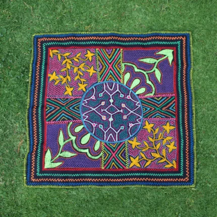 Shipibo Altar Cloth made by Shipibo Female Shaman | 72 cm x 67 cm | Shipibo Embroidery | Ayahuasca vision pattern