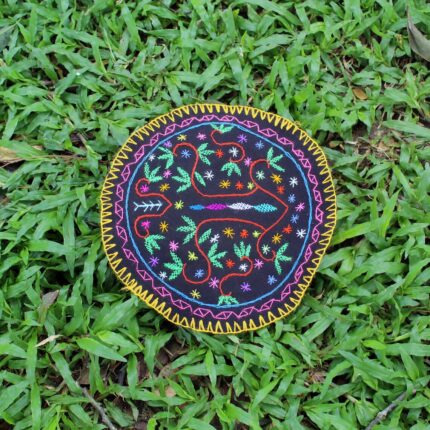 Shipibo Altar Cloth made by Shipibo Female Shaman | 24 cm in diameter | Traditional Shipibo Embroidery | Ayahuasca vision